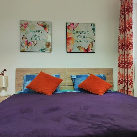 Your Room, Your Apartment, Your Shared Pool Marsalforn Exterior foto